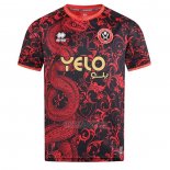 Camisola Pre Match del Sheffield United Chinese New Year 2024-2025